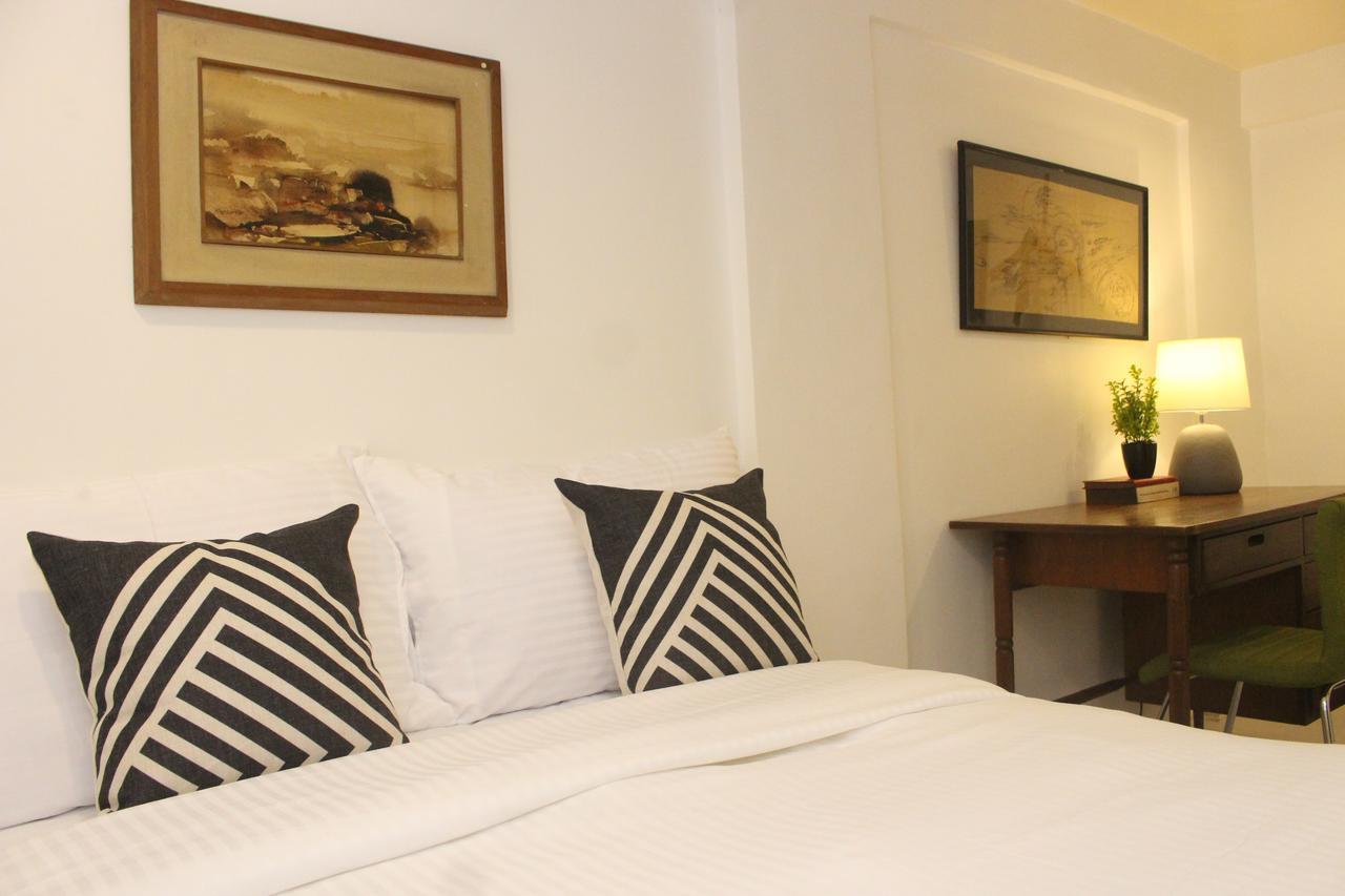 The White Bed And Breakfast Баколод Екстериор снимка