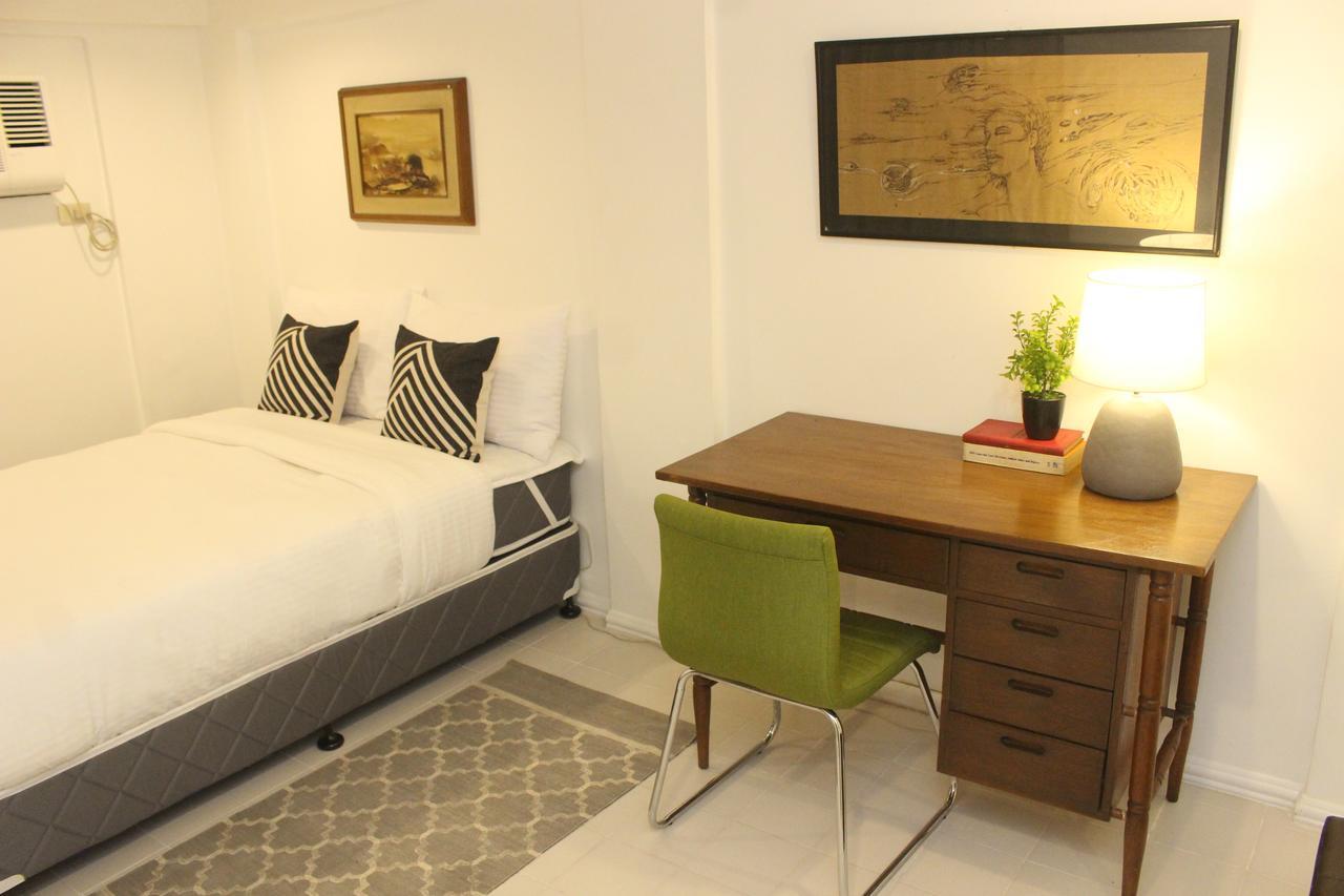 The White Bed And Breakfast Баколод Екстериор снимка