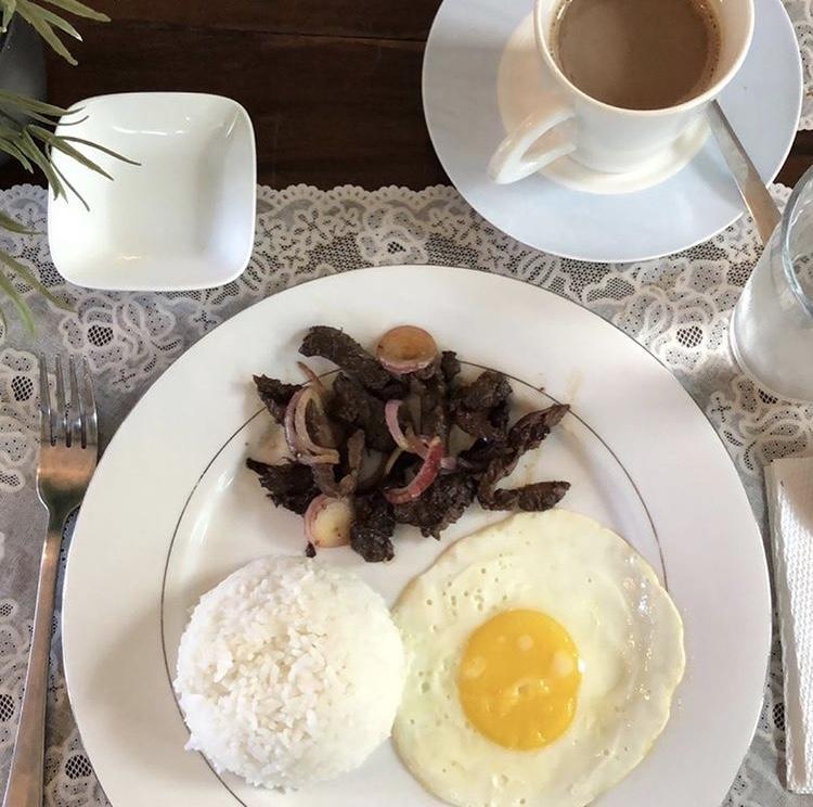 The White Bed And Breakfast Баколод Екстериор снимка
