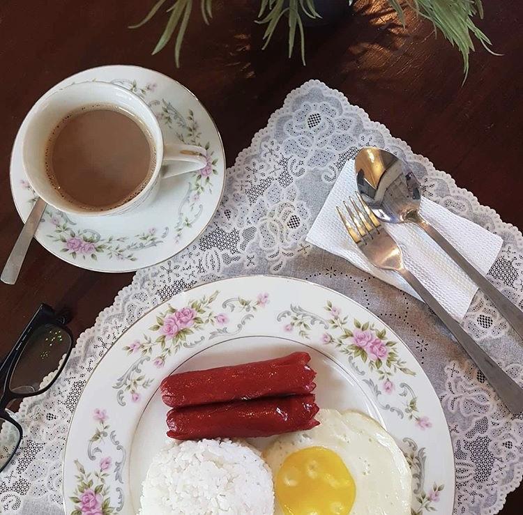 The White Bed And Breakfast Баколод Екстериор снимка