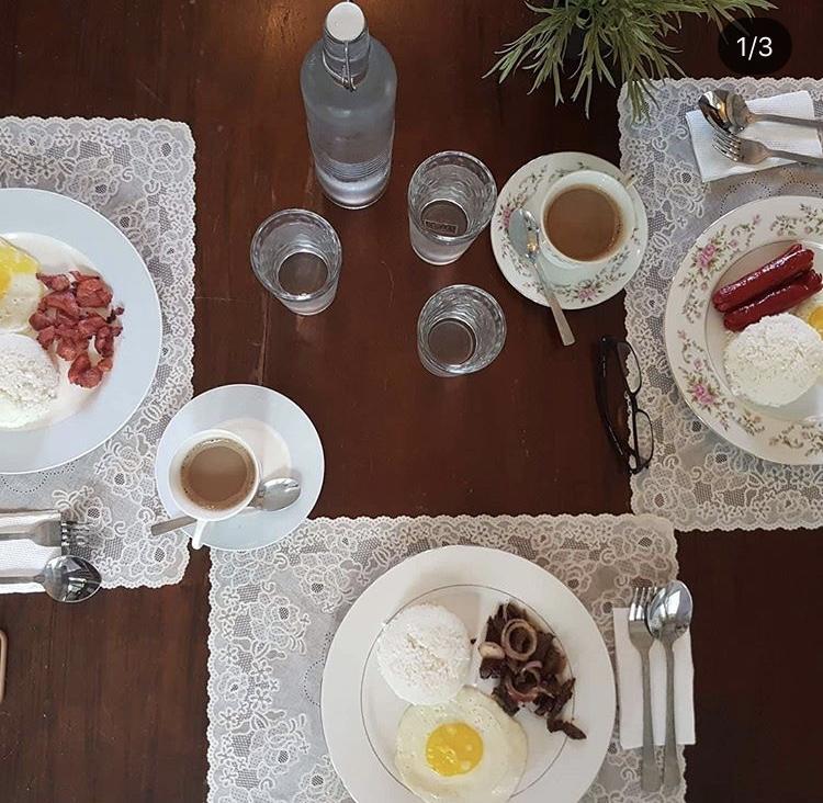 The White Bed And Breakfast Баколод Екстериор снимка