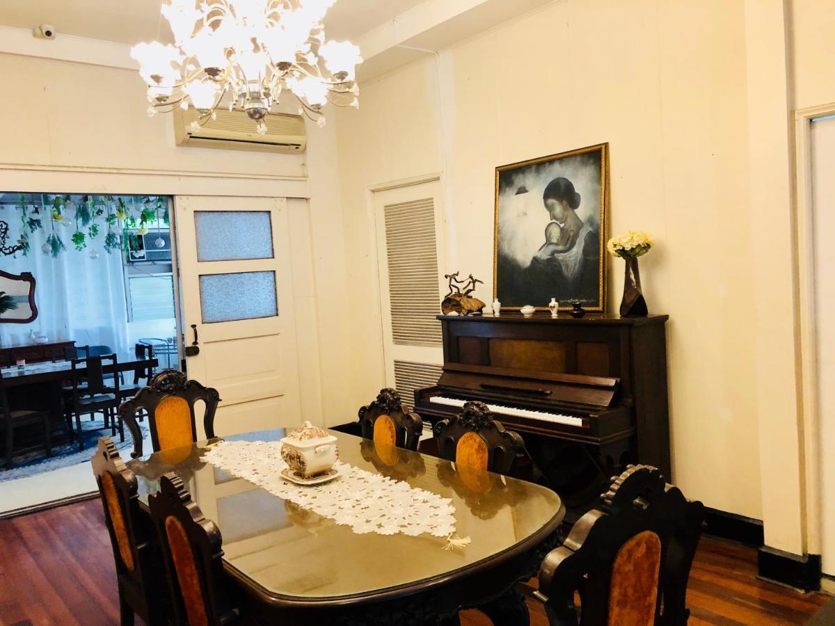 The White Bed And Breakfast Баколод Екстериор снимка